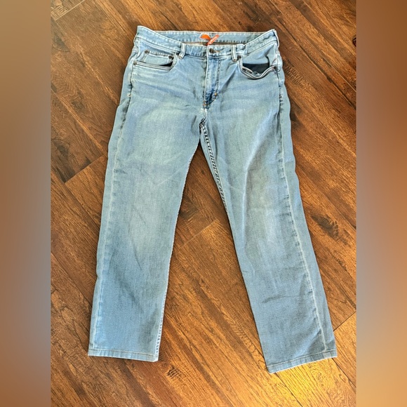 Tommy Bahama Denim - Tommy Bahama Blue Denim Relaxed Straight leg jeans